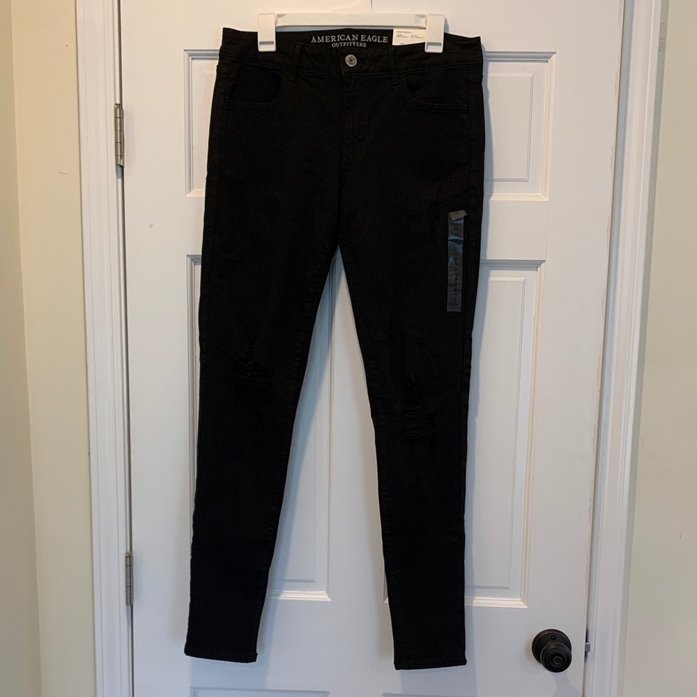 NWT American Eagle black super stretch x jeggings